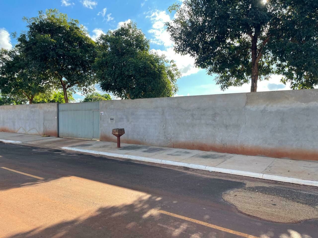 Imagem do VENDA - ÁREA DE 2.000M2 NO SETOR INDUSTRIAL
